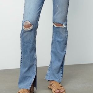 ZARA JEANS - NEVER WORN - HIGH RISE FLARED SLIM FIT Z1975 JEANS MID-BLUE
